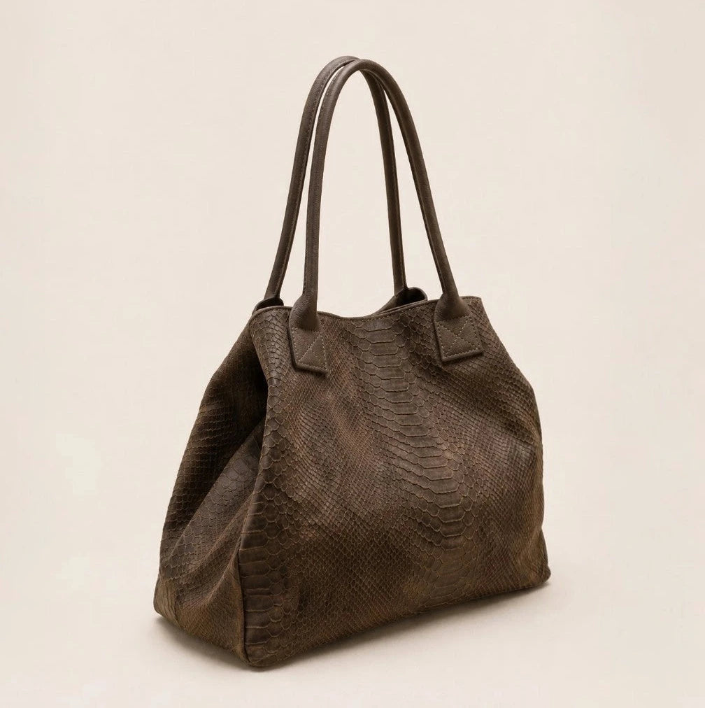 Amara Collection